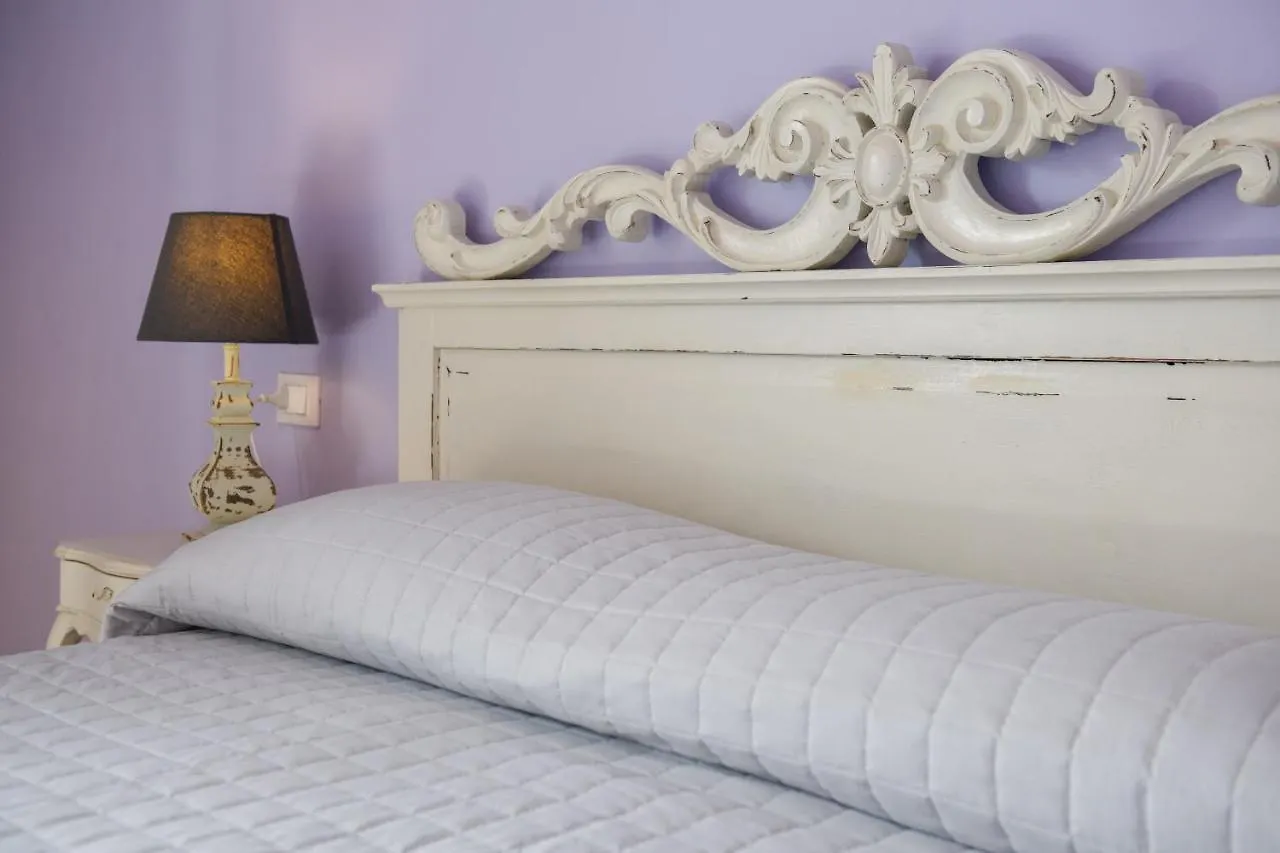 Le Reve - Lake View Rooms Sirmione Bed & Breakfast