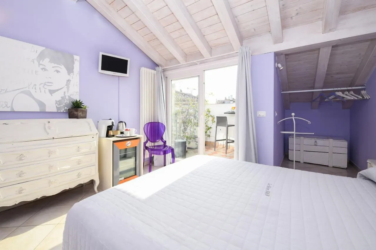 Le Reve - Lake View Rooms Sirmione 0*,  Italien
