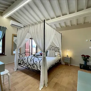 https://bb-la-fenice.it-tuscanyhotel.com