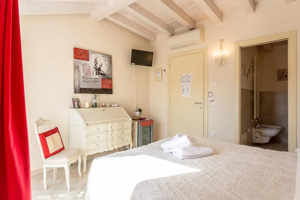Le Rêve B&B Sirmione Couette-café